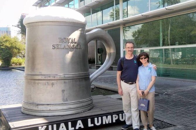 Private Full Day Kuala Lumpur City Tour with the Batu Caves - Istana Negara and Merdeka Square: The political heartbeat of KL
