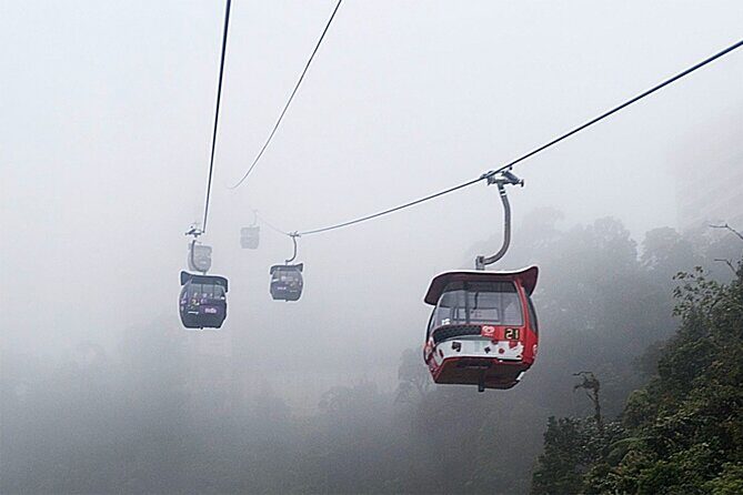 Private Genting Highlands & Batu Caves Trip with Cable Car Ticket - Batu Caves: steps, cave temples, and how to beat the worst of the heat