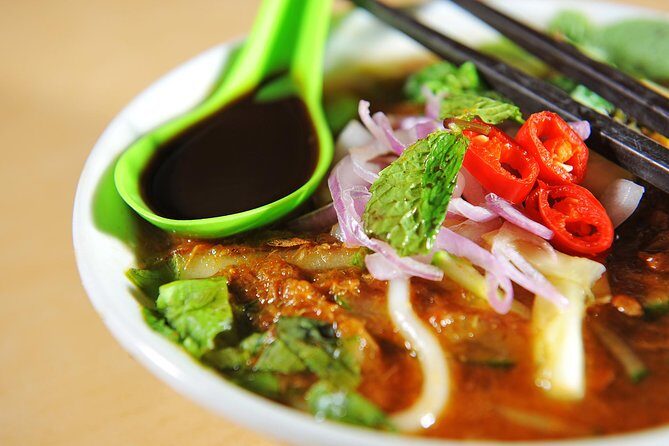 Private George Town by Night with Food Tasting and Trishaw Ride - Getting to Gurney Drive: The Night Market Start, Without the Stress
