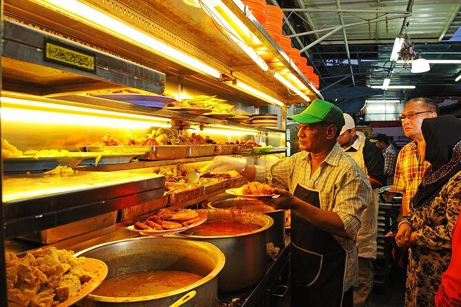 Private George Town by Night with Food Tasting and Trishaw Ride - Red Garden Food Paradise: The Shortcut Into Real Penang Flavor