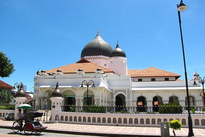 Private George Town UNESCO Heritage Walking Tour - Start at Chew Jetty: the waterfront settlement that shaped everything