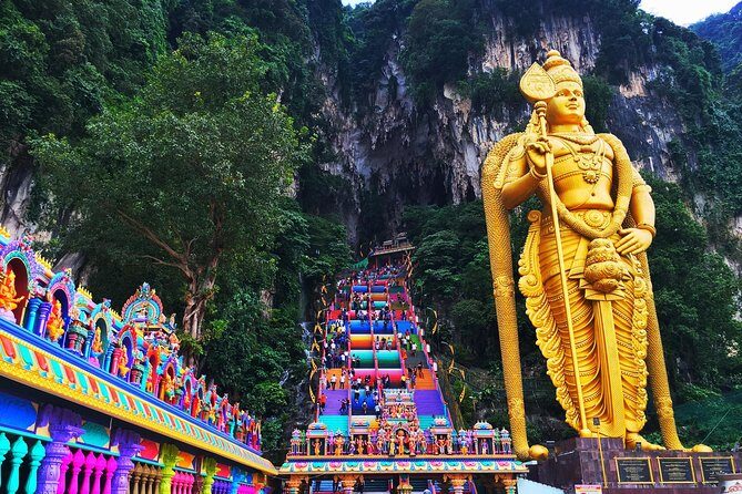 Private Half-Day Kuala Lumpur Culture And Communities Exploration Tour - Thean Hou Temple: Chinese temple design with a calm moment to breathe