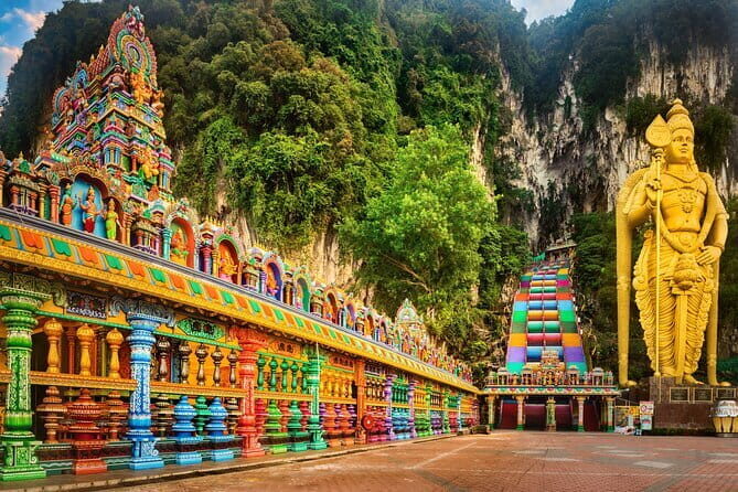 Private Kuala Lumpur City Tour : Petronas Twin Tower & Batu Caves - Private door-to-door logistics in KL City