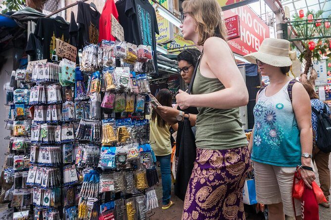 Private Kuala Lumpur Night Market And Food Tour - Central Market: indoor bazaar time for souvenirs and traditional finds