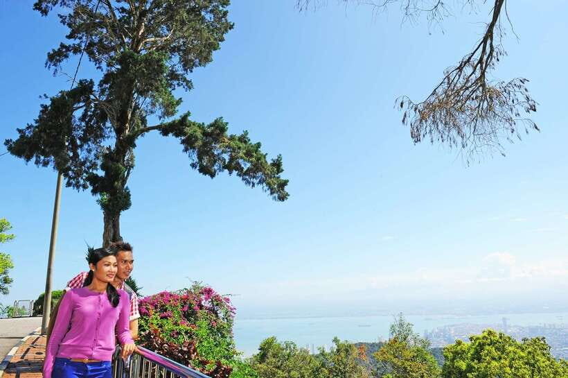 Private Penang City Tour with Kek Lok Si Temple - The Key Stops: Temples, UNESCO Streets, and Penang Street Art