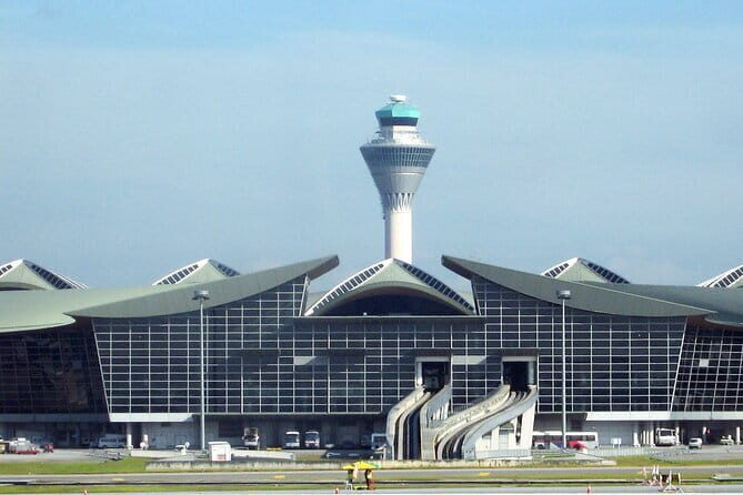 Private Port Klang Cruise to Kuala Lumpur City Tour - Dataran Merdeka and Istana Negara: Quick Hits for Classic Landmarks