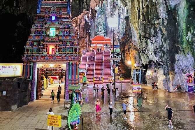 Private Tour: 2 in 1 Kuala Lumpur & Malacca Historical Day Tour - Thean Hou Temple: a calm start with real cultural context