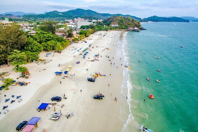 Private Tour : Langkawi Half Day City Exploration - Stop 4: Kuah Town duty-free shopping without the island-wide scavenger hunt