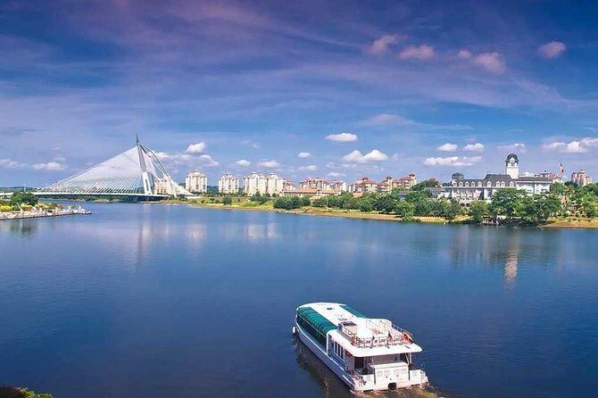 Putrajaya City Tour with Batu Caves & Sight Seeing Cruise - Taman Wawasan: foreign affairs views plus gardens you can actually stroll