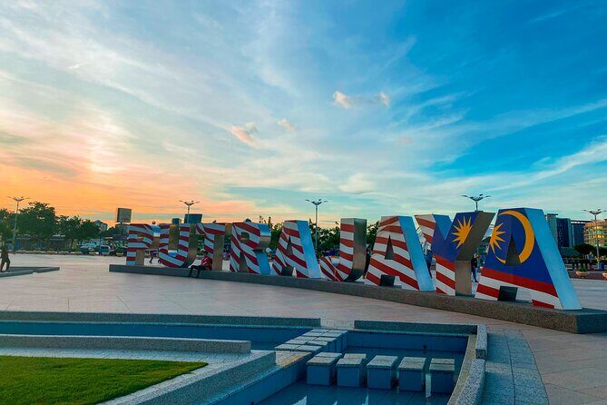 Putrajaya Half Day Tour with Pink Mosque & River Cruise(SIC) - Why Putrajaya feels like a different side of Malaysia