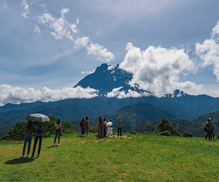 Sabah: Kota Kinabalu Park and Hot Spring Day Trip - Kinabalu Park guided walk: UNESCO views with real context