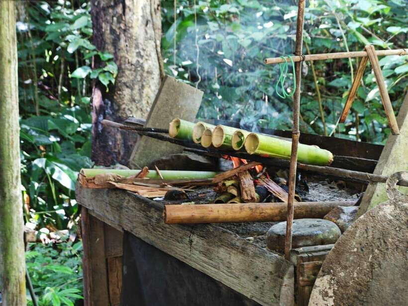 Sabah: Mari-Mari Cultural Village Visit + Lunch + transfer - Afternoon Session (13:00–16:30): More House Time, Dance at 3:00, and Hi-Tea