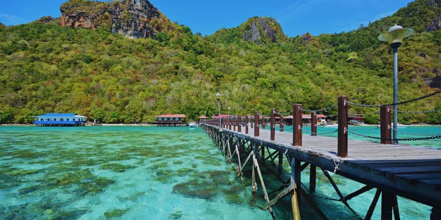 Semporna : Island Hopping Semporna Adventure - Seafest Jetty Semporna: the day starts at a real meeting point