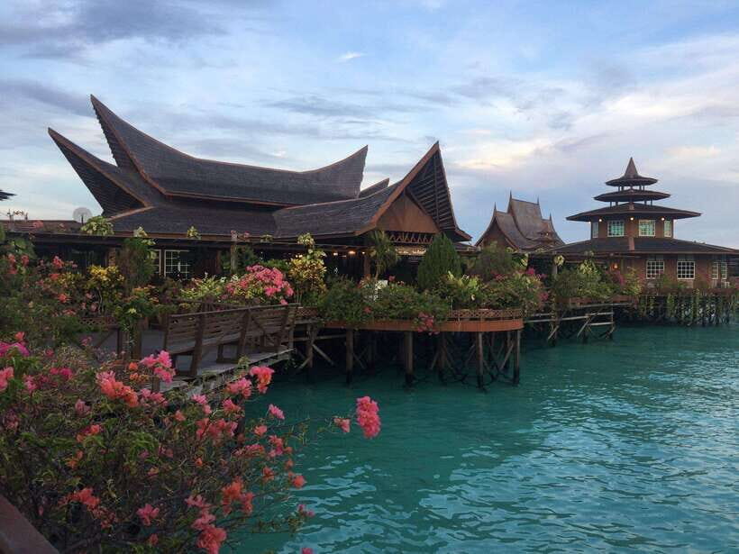 Semporna: Mabul and Kapalai Trip in Snorkel or Dive & Lunch - Key highlights you’ll care about