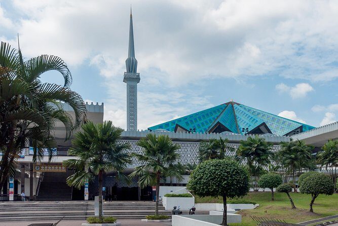 Shore Excursions from Port Klang Terminal - Jadi Batek Gallery: batik demo and the chance to create