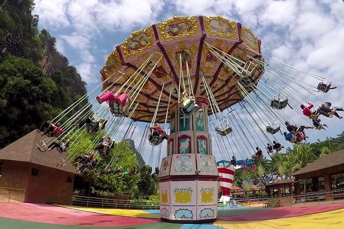 Small-Group Kuala Lumpur Half-Day City Tour - Petronas Twin Towers: Photo Stop Included, Skybridge Requires Planning