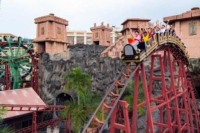 Sunway lagoon Theme Park - Amusement side hits: Scream Park, Extreme Park, and Wildlife Park