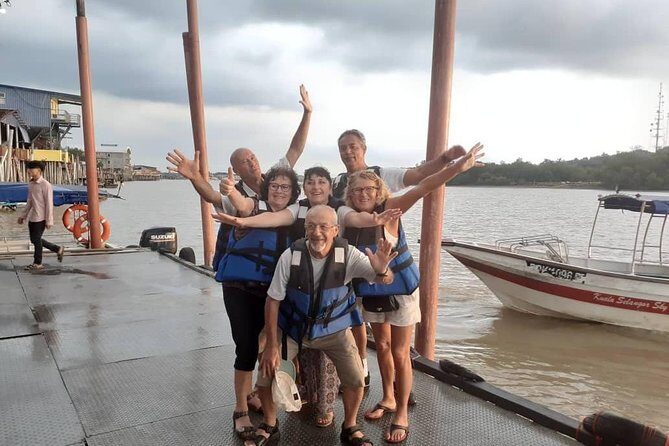 Twinkling Kuala Selangor Firefly Boat Tour from Kuala Lumpur - Altingsburg Lighthouse: the easiest way to get your best photos